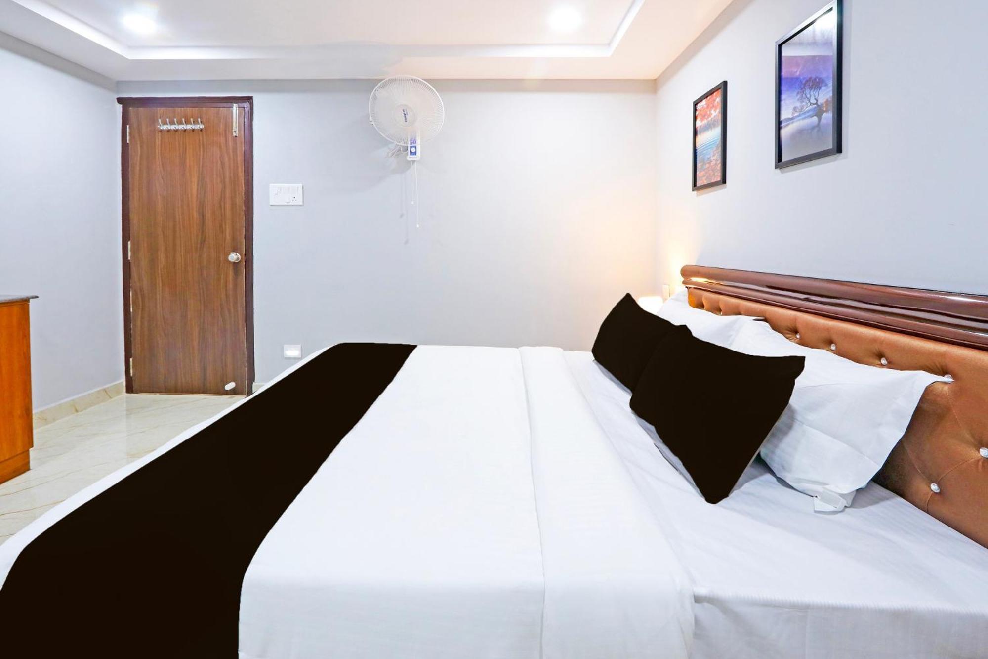 Hotel Super Townhouse Qualia Elite S R Nagar Hyderabad Exterior foto